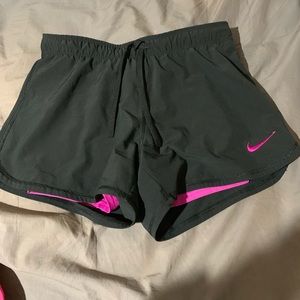 Nike shorts 2 in 1 shorts